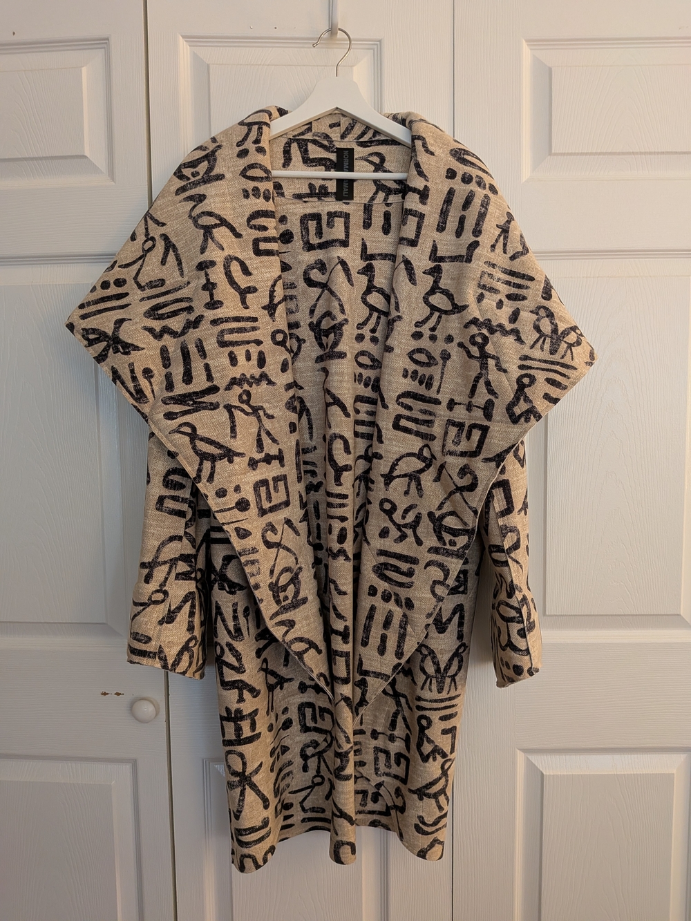 Norma Kamali Beige and Black Open-Front Graphic Wrap Coat